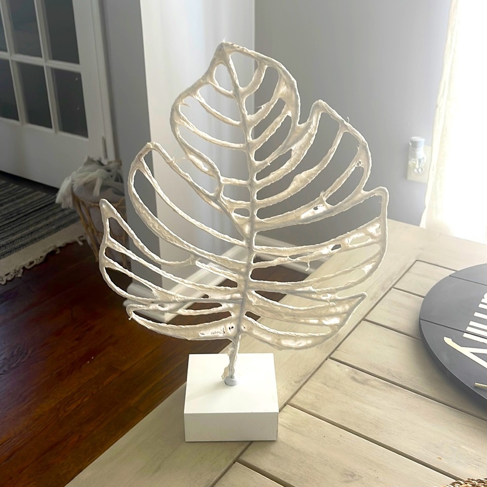 Monstera art white